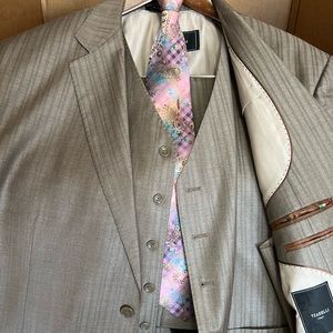 Tzarelli Designer Suit